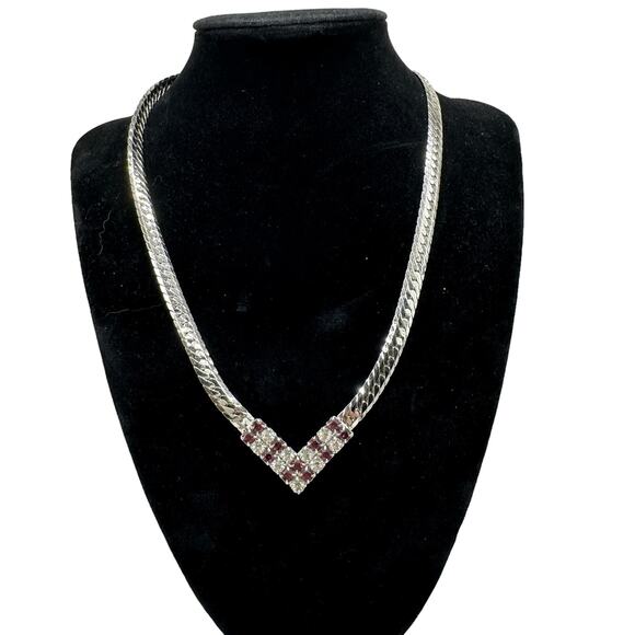 Silver Tone Flat Chain Arrow Pendent Rhinestone Amethyst Necklace - Picture 1 of 6